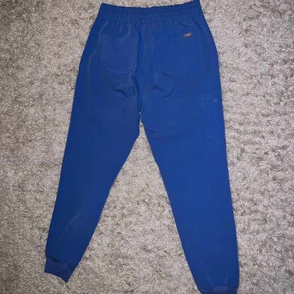 Figs jogger scrubs - Picture 2 of 3